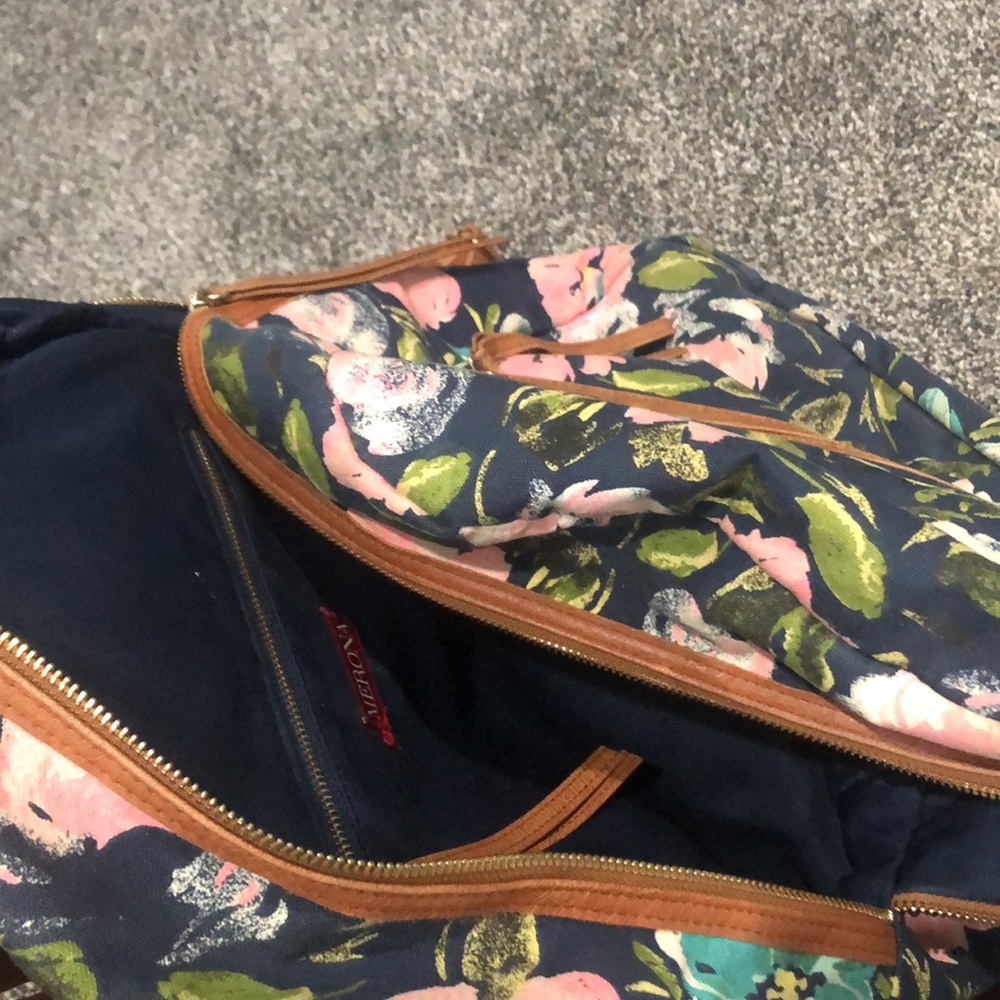 Backpack - Picture 2 of 4